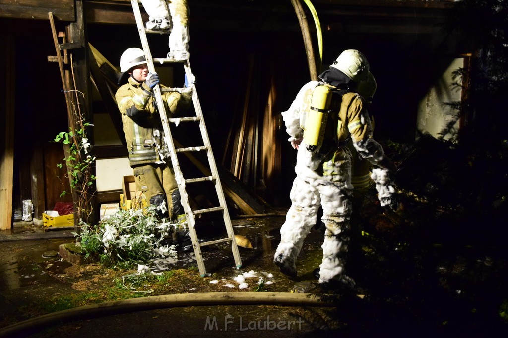 Grossfeuer Einfamilienhaus Siegburg Muehlengrabenstr P0405.JPG - Miklos Laubert